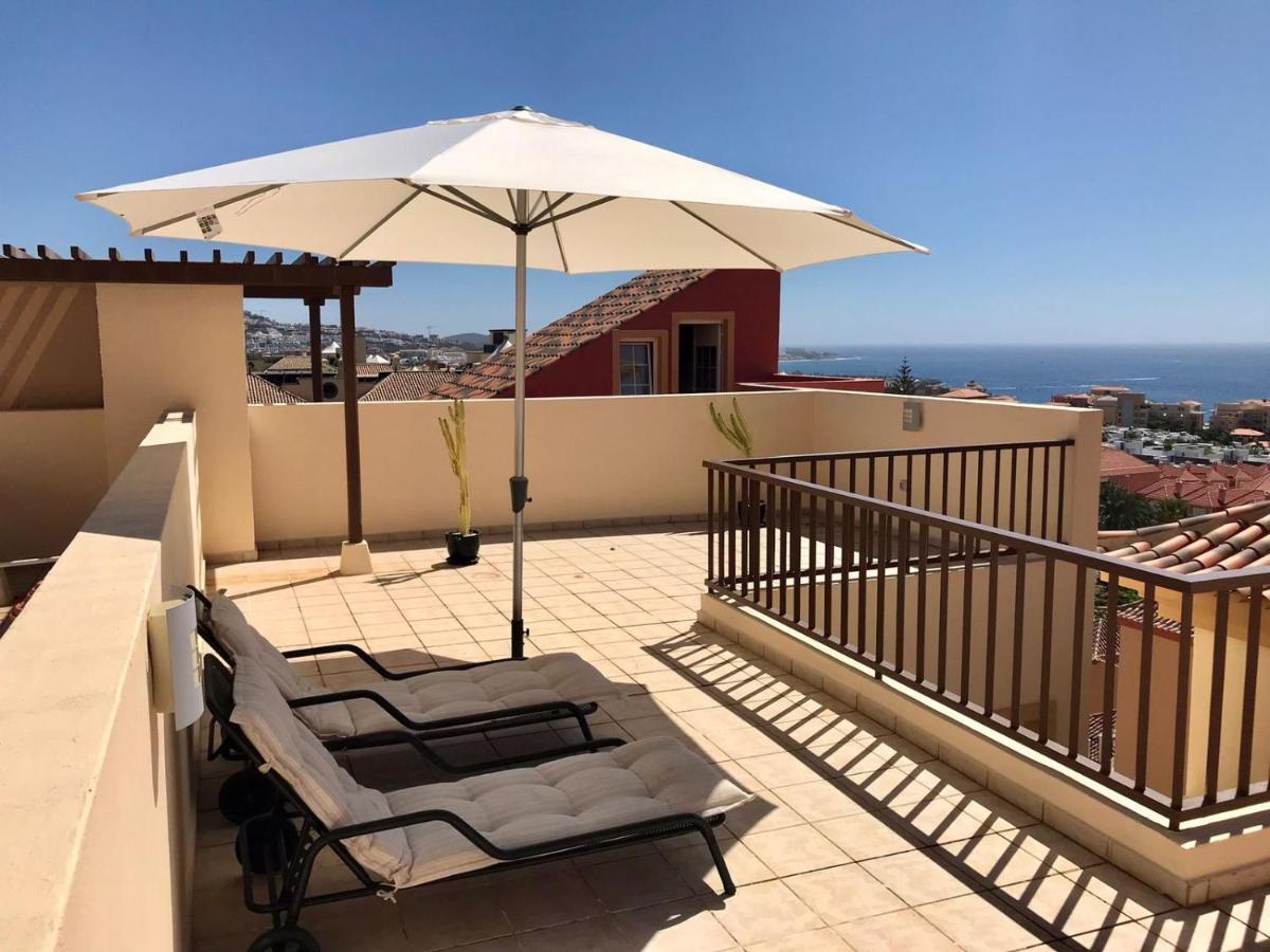 33 Pleasures Del Duque Apartment Адехе Екстериор снимка